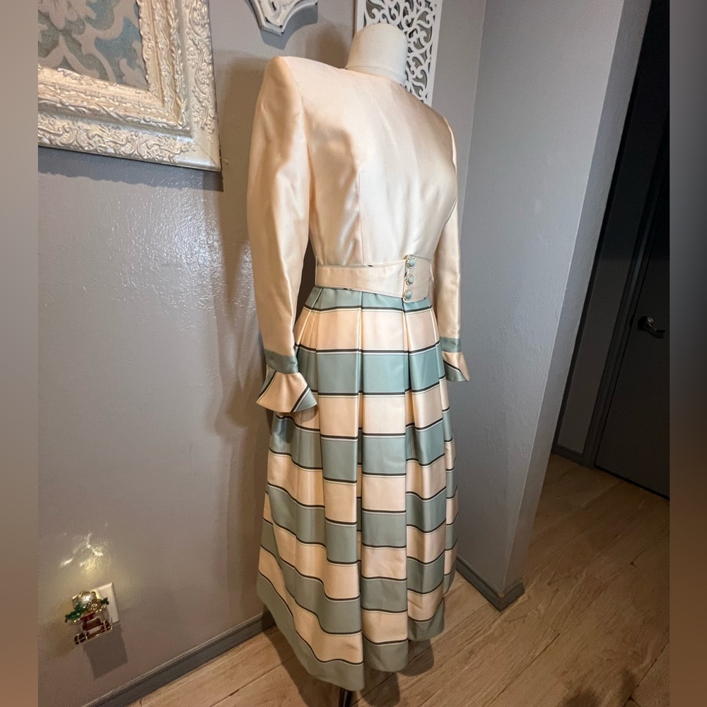 Raquel Couture Striped A-line Dress - Picture 9 of 13